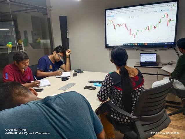 Forex Fundamental Analysis